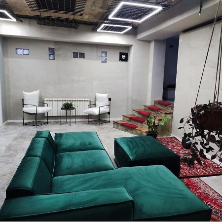 דירות טביליסי Shared Flat In An Artists District Pikris Gora מראה חיצוני תמונה