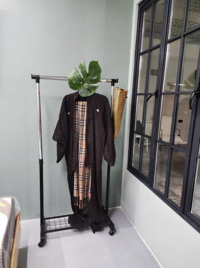דירות טביליסי Shared Flat In An Artists District Pikris Gora מראה חיצוני תמונה