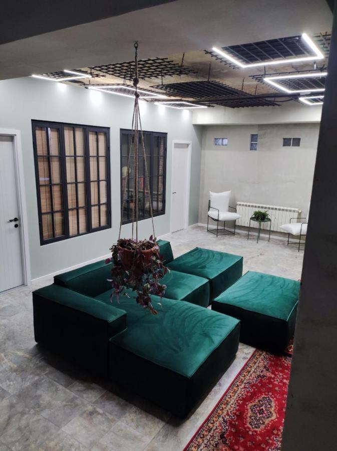 דירות טביליסי Shared Flat In An Artists District Pikris Gora מראה חיצוני תמונה