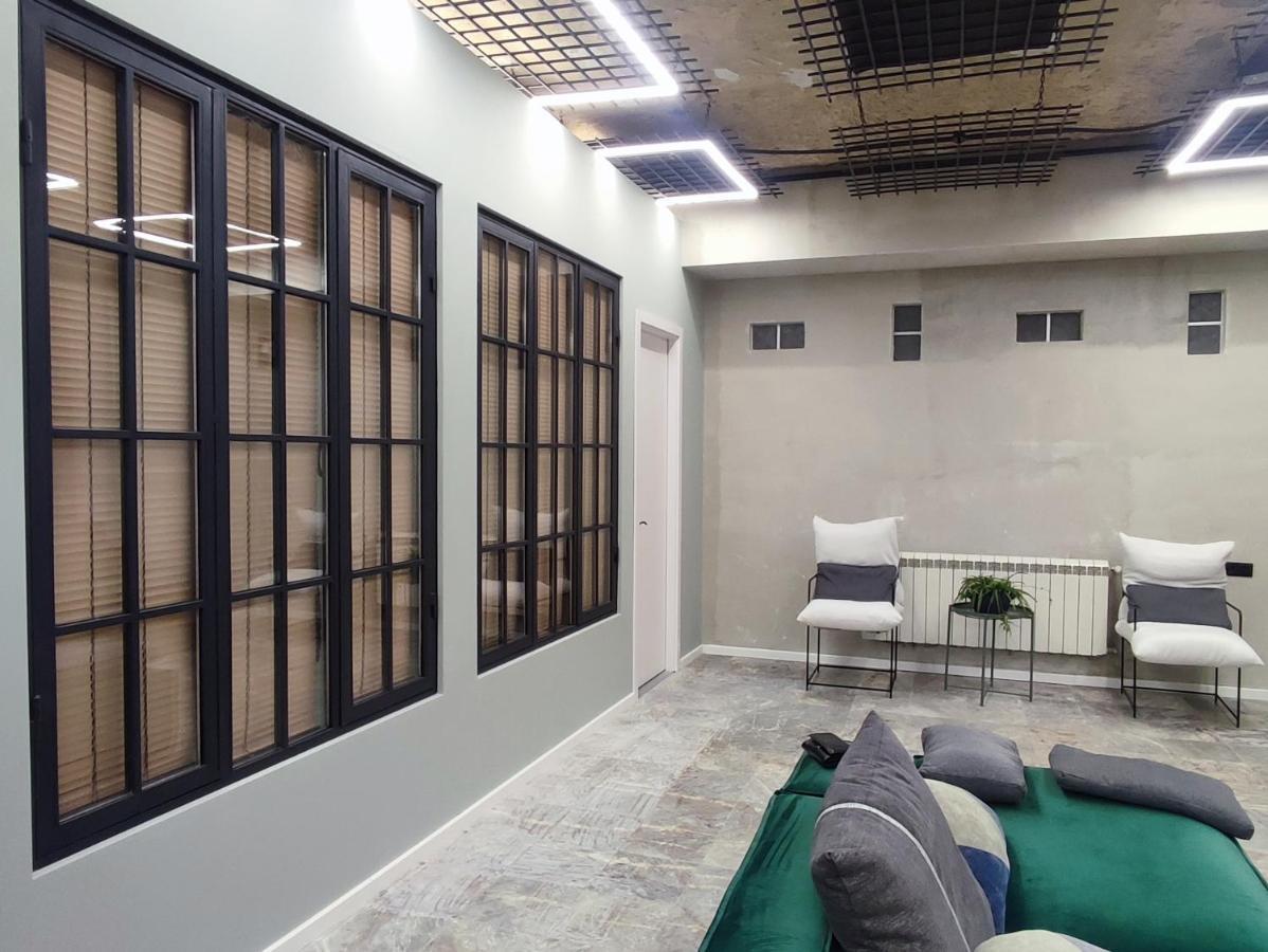 דירות טביליסי Shared Flat In An Artists District Pikris Gora מראה חיצוני תמונה